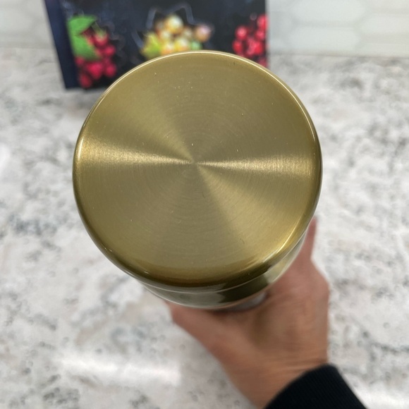 2024 Holiday Gold and White Gradient SS Water Bottle. NWT, HTF. Very classy. - Picture 4 of 8